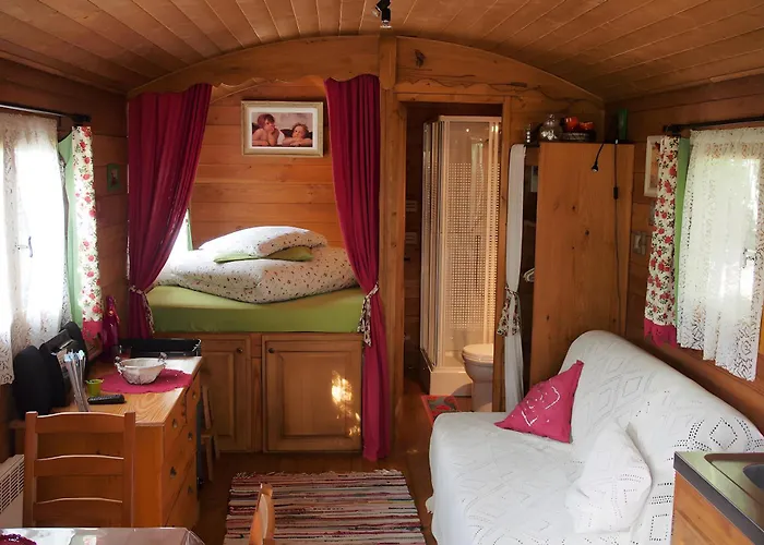 Roulotte De Cabrières