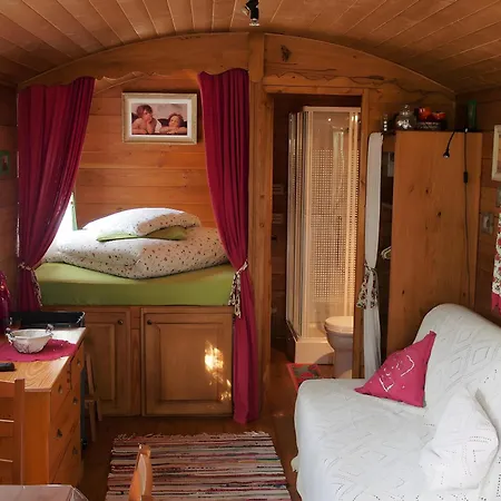 Roulotte De Cabrieres